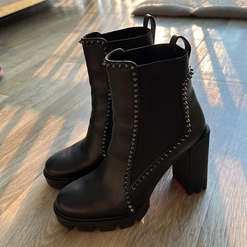 Christian Louboutin shoes - shoe size 10 US / 40 EU, actual fit is 9